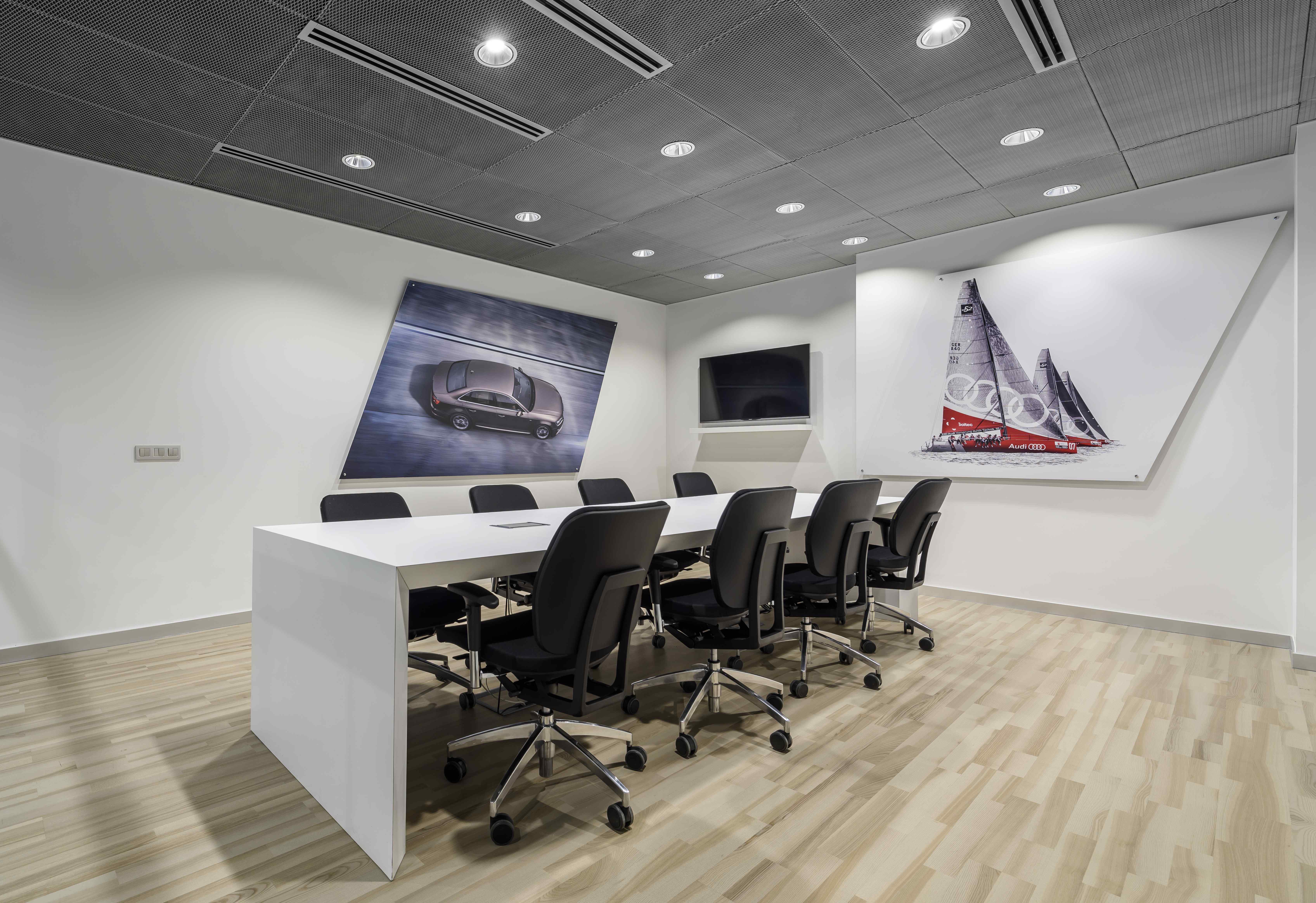 EREL OTO AUDI SHOWROOM