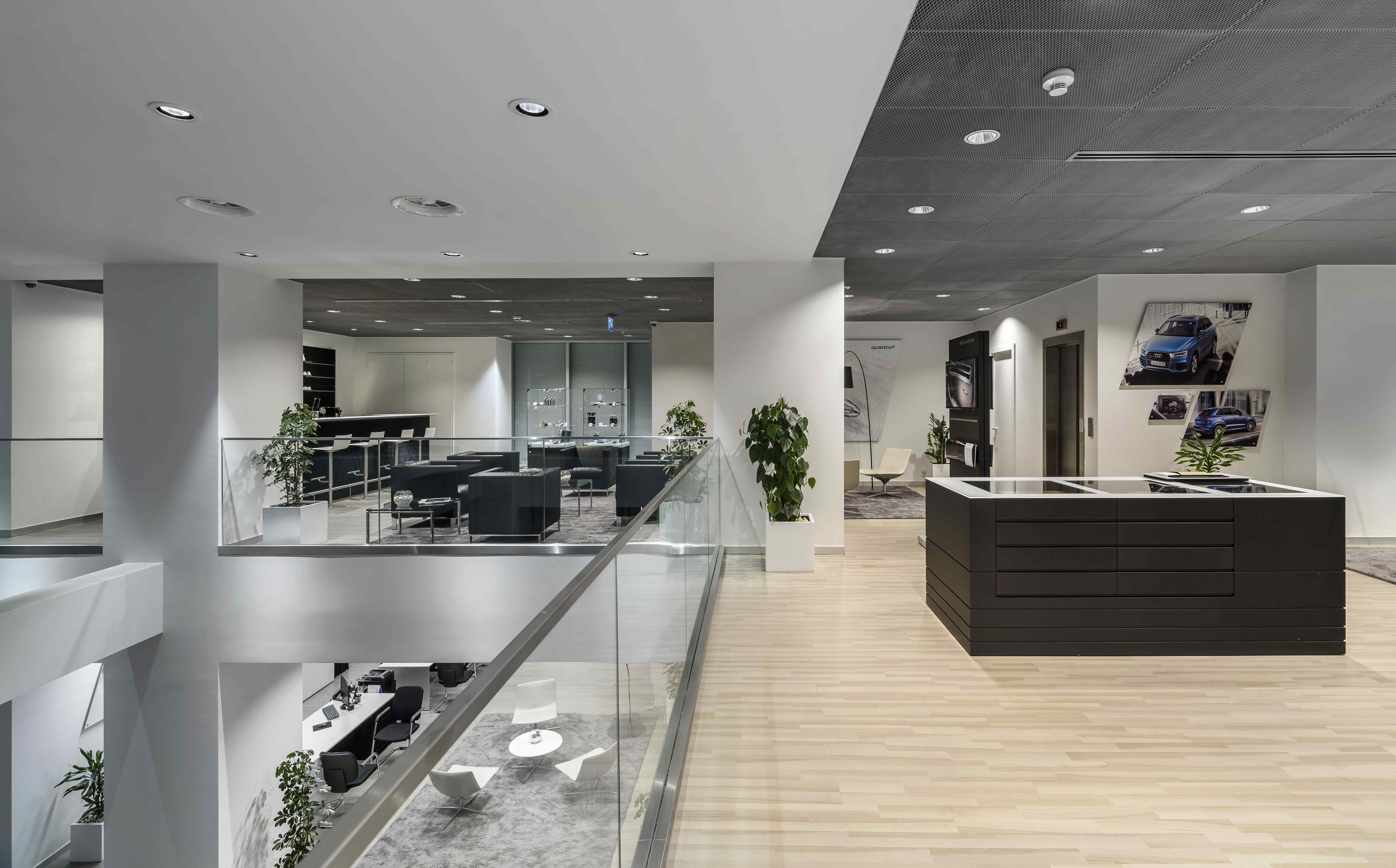 EREL OTO AUDI SHOWROOM