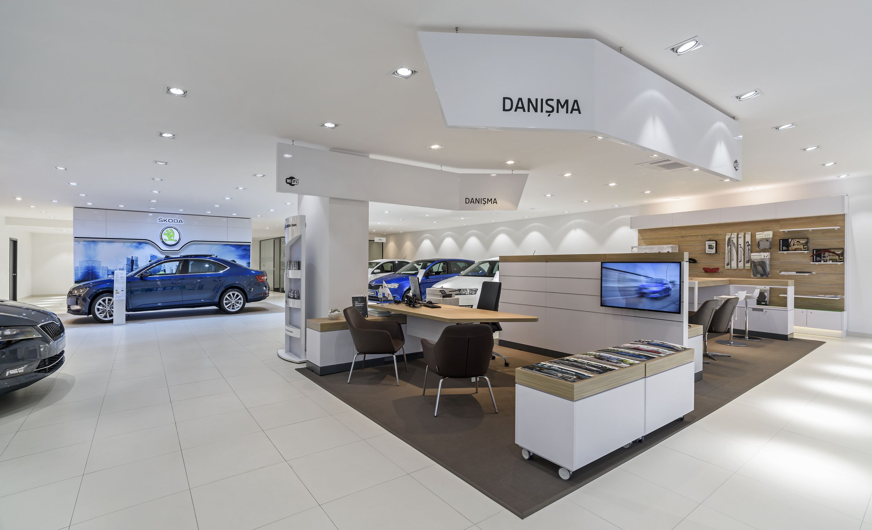 EREL OTO SKODA SHOWROOM