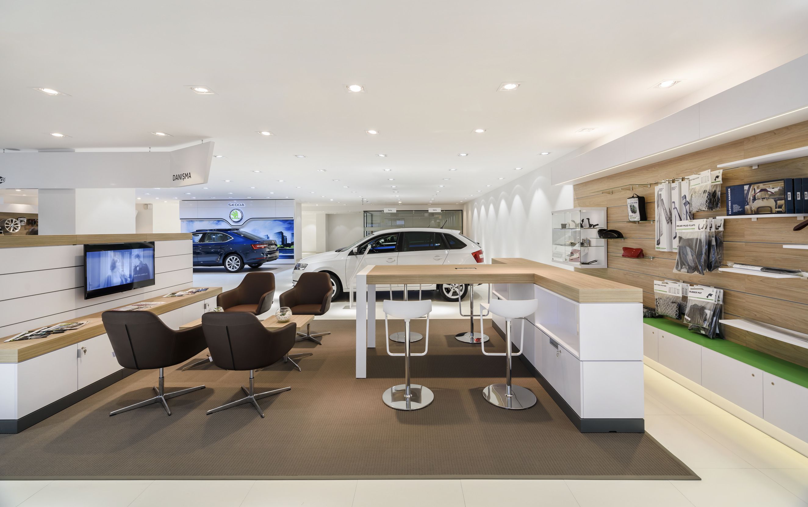 EREL OTO SKODA SHOWROOM